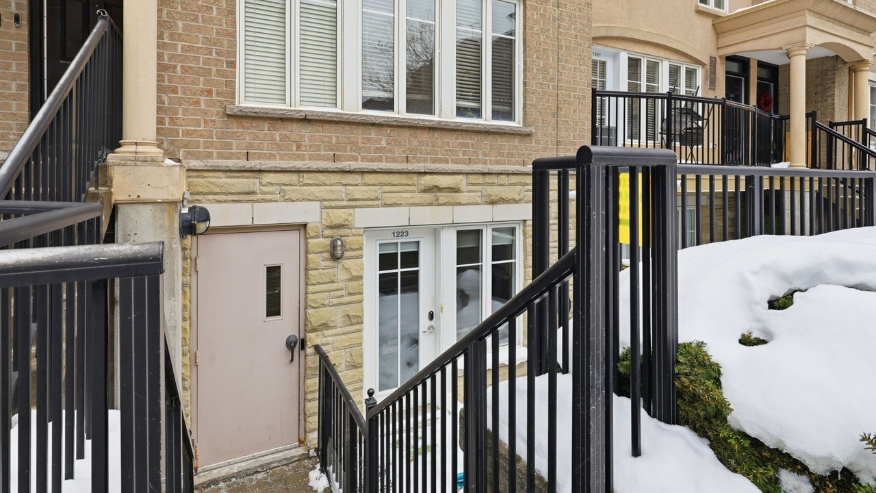 Photo of Outdoor in King West Village