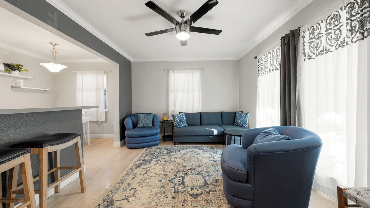 Photo of Livingroom in Southeastern Sacramento