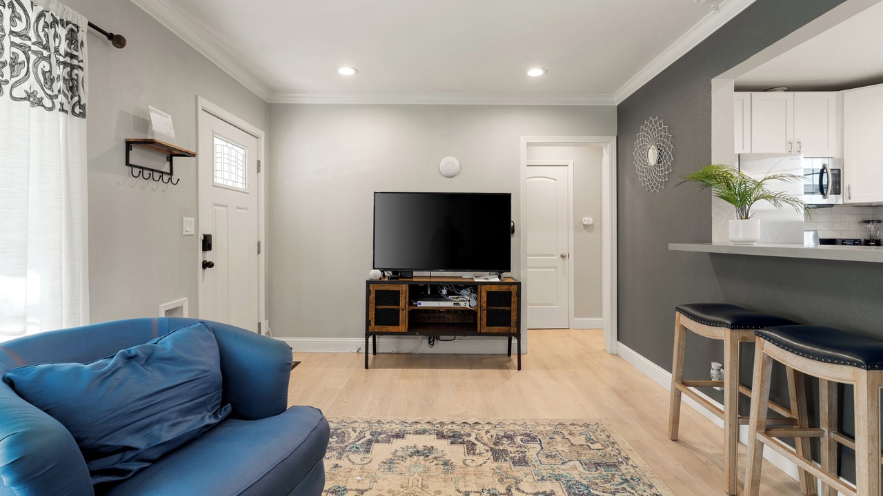 Photo of Livingroom in Southeastern Sacramento