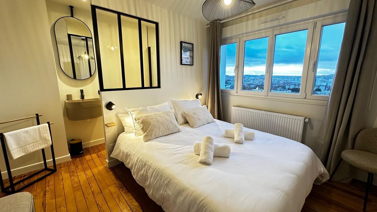 Photo of Bedroom in Brequerecque