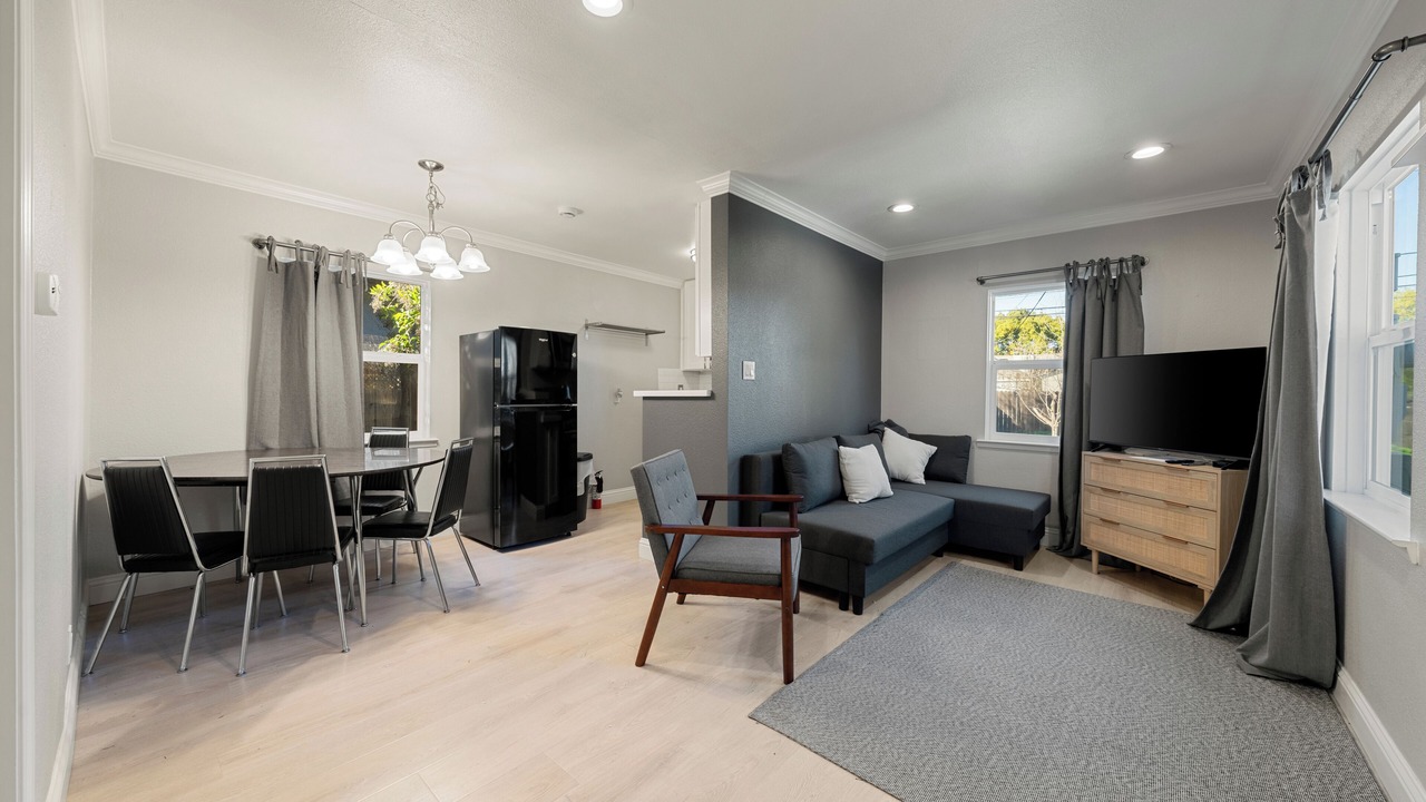 Photo of Livingroom in Southeastern Sacramento