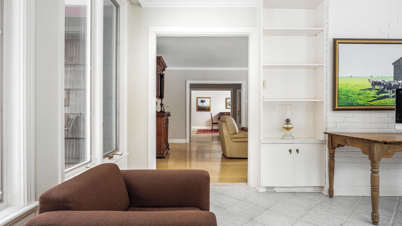 Photo of Livingroom in Hudson