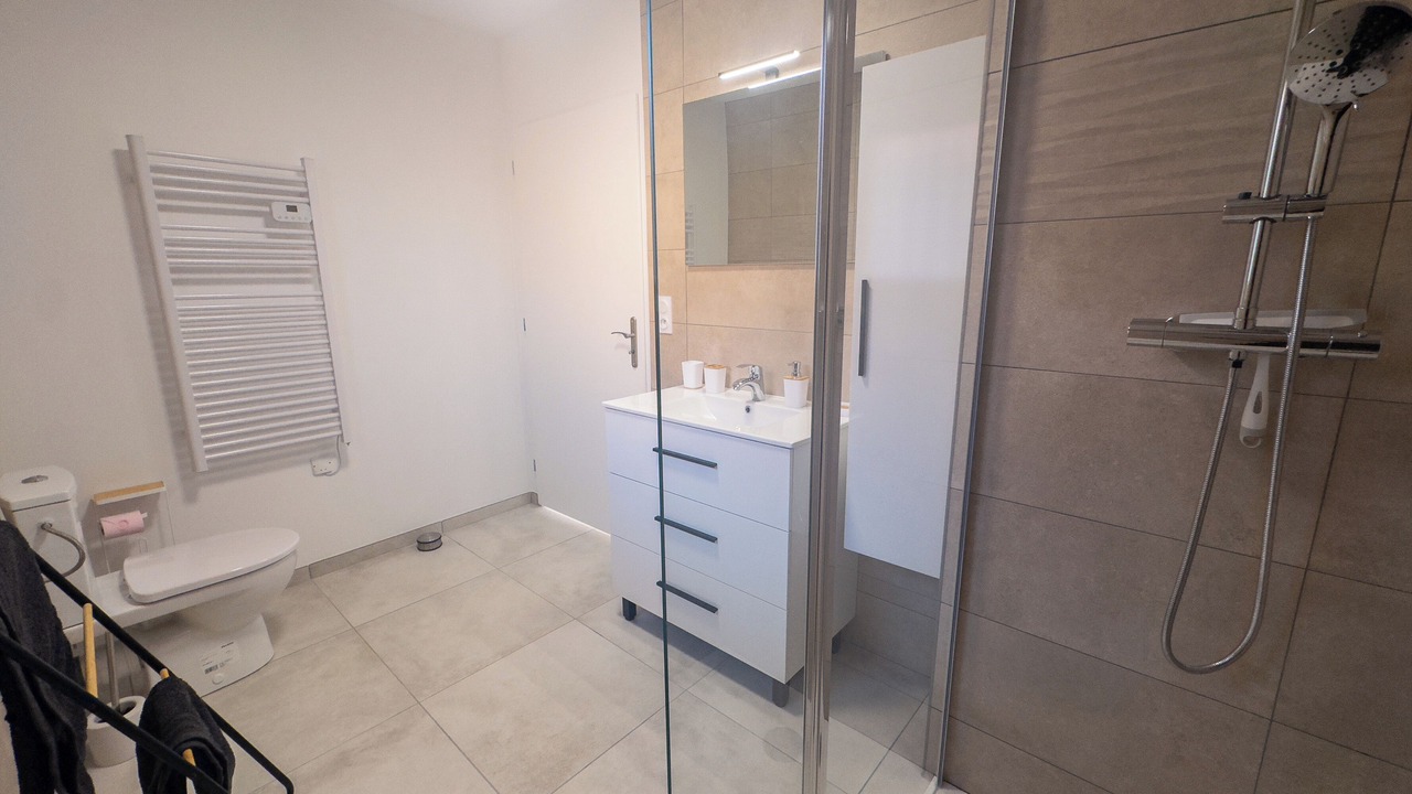 Photo of Bathroom in Le Pont-de-Beauvoisin