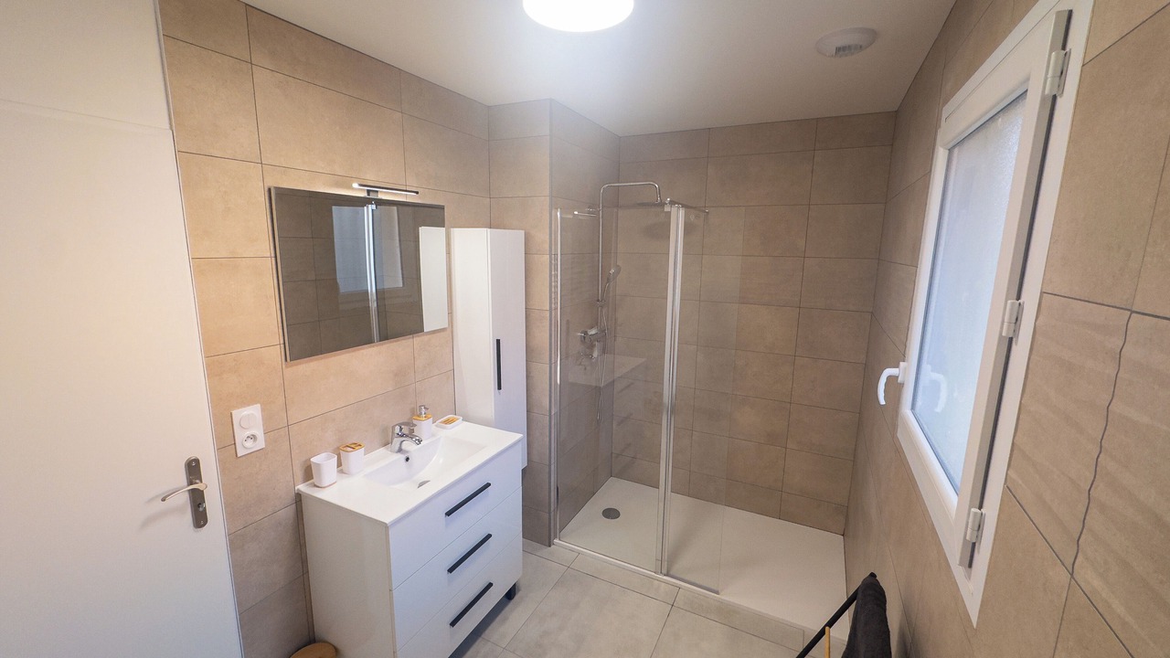 Photo of Bathroom in Le Pont-de-Beauvoisin