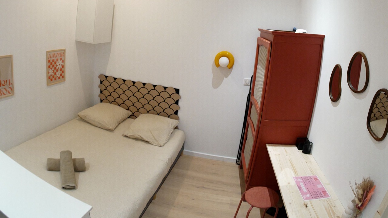 Photo of Bedroom in Downtown Angers