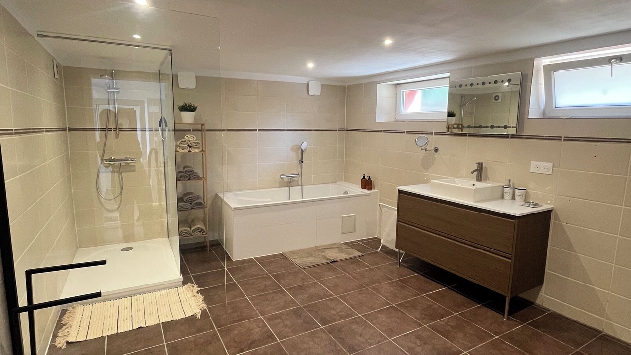 Photo of Bathroom in Ittenheim