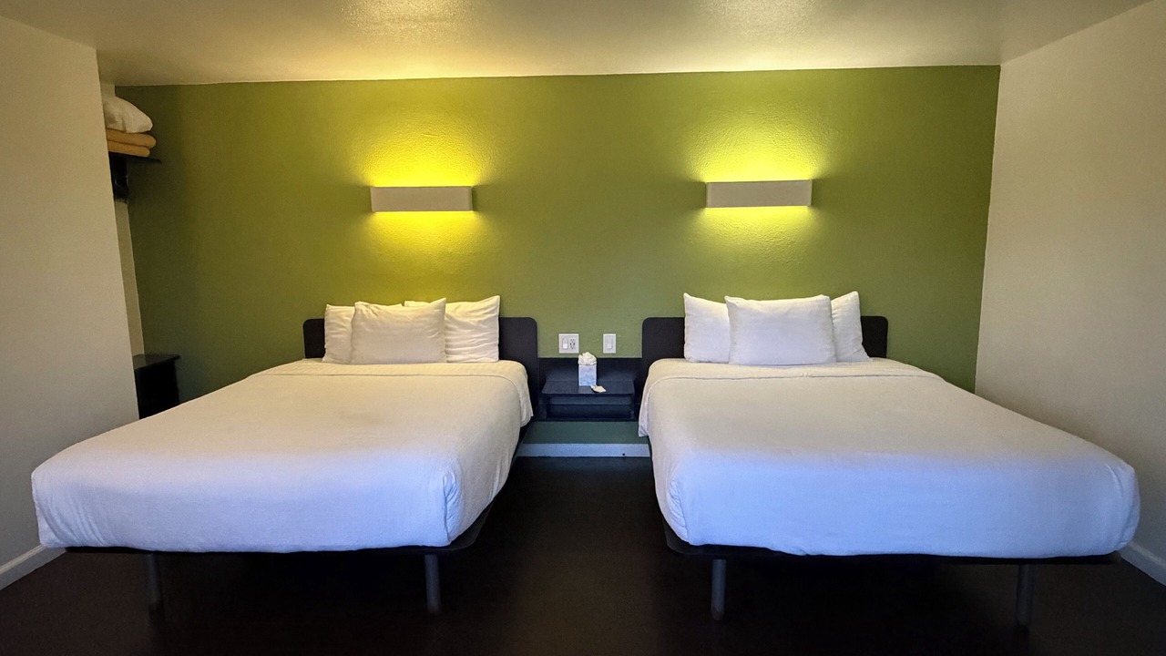 Photo of Bedroom in Munras Avenue