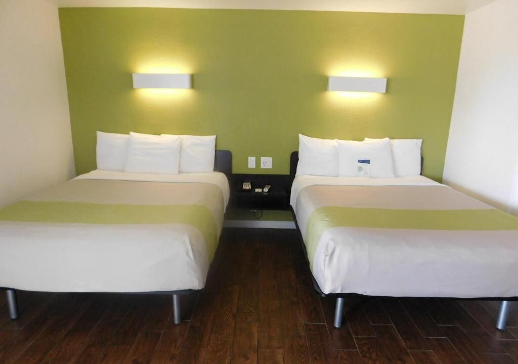 Photo of Bedroom in Munras Avenue