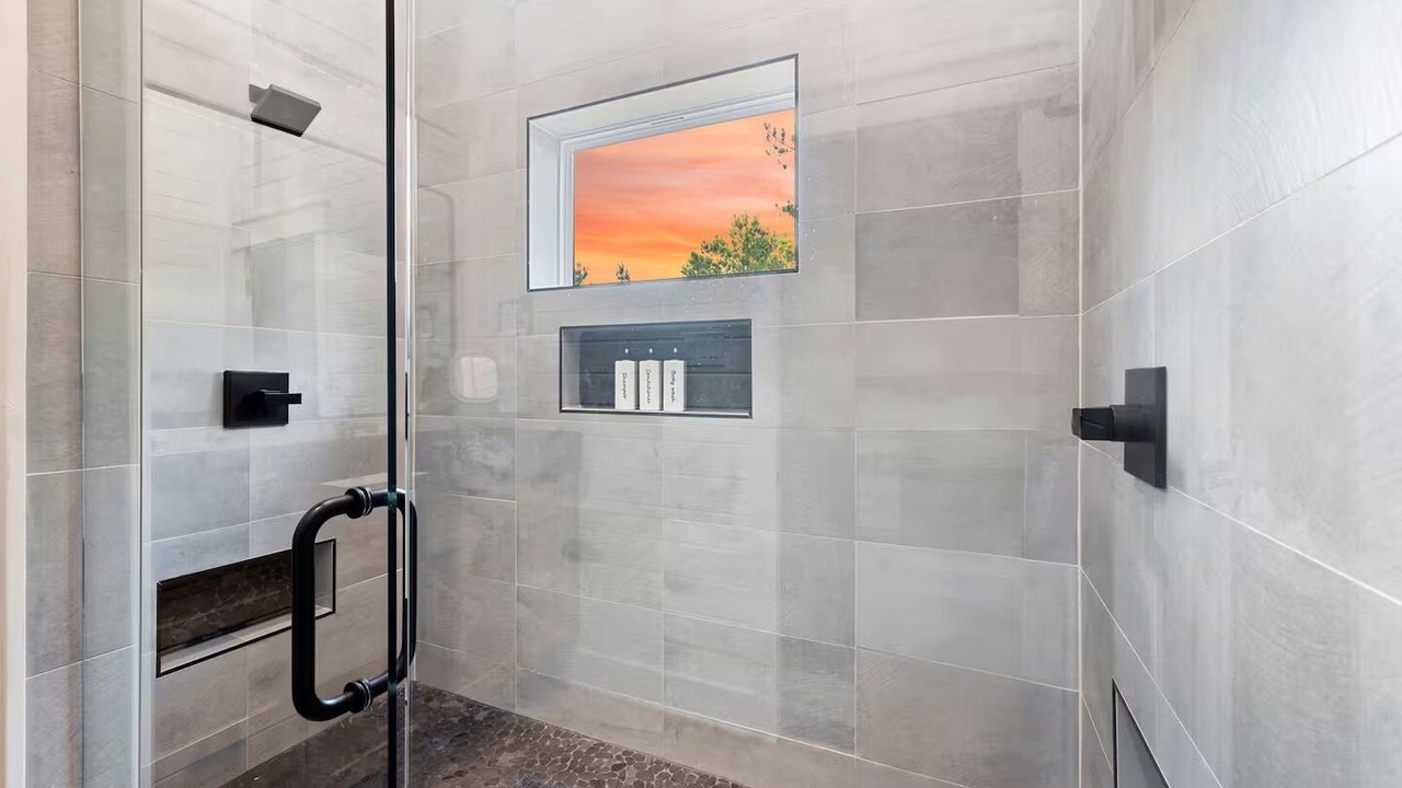 Photo of Bathroom in Hochatown