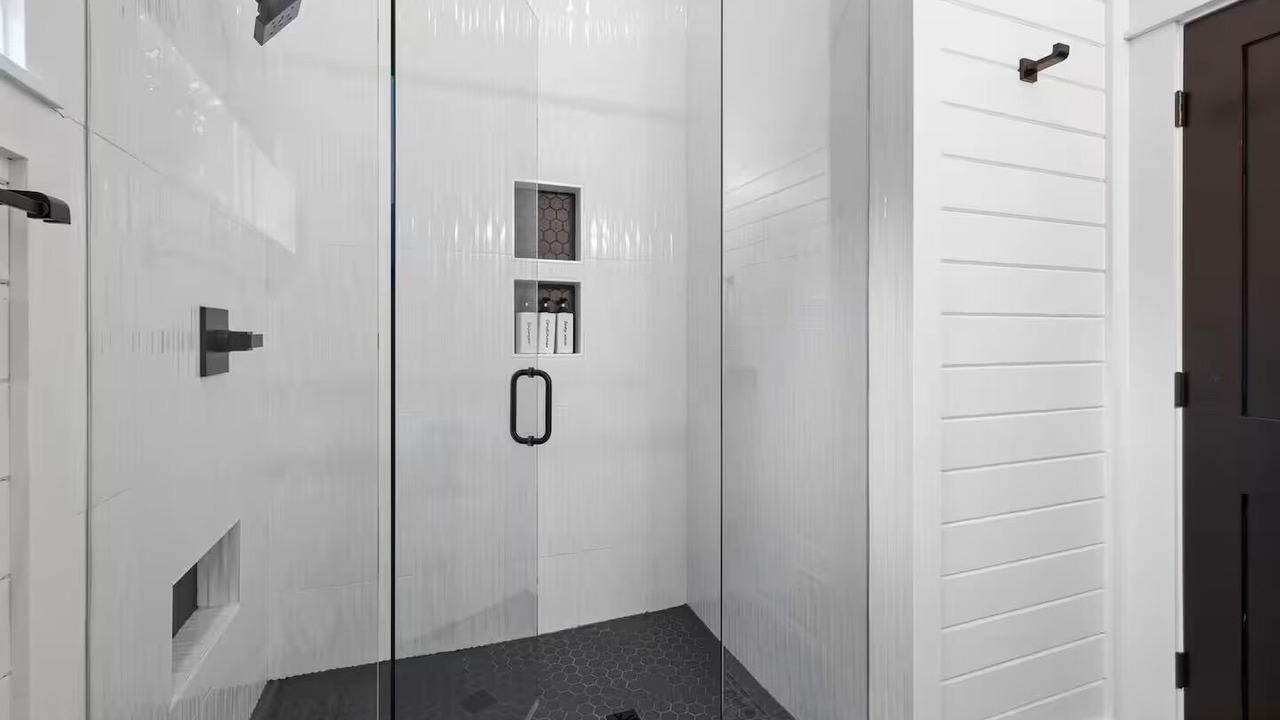 Photo of Bathroom in Hochatown