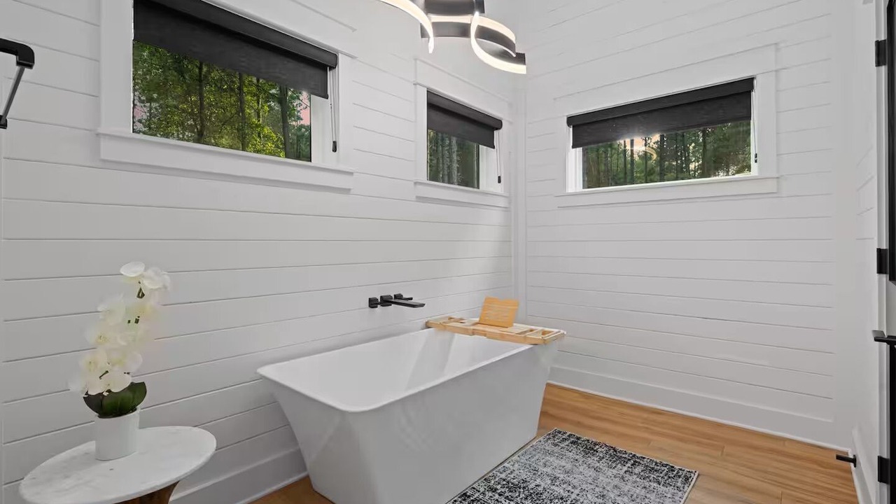 Photo of Bathroom in Hochatown