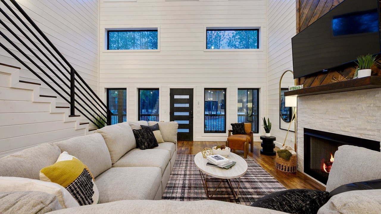 Photo of Livingroom in Hochatown