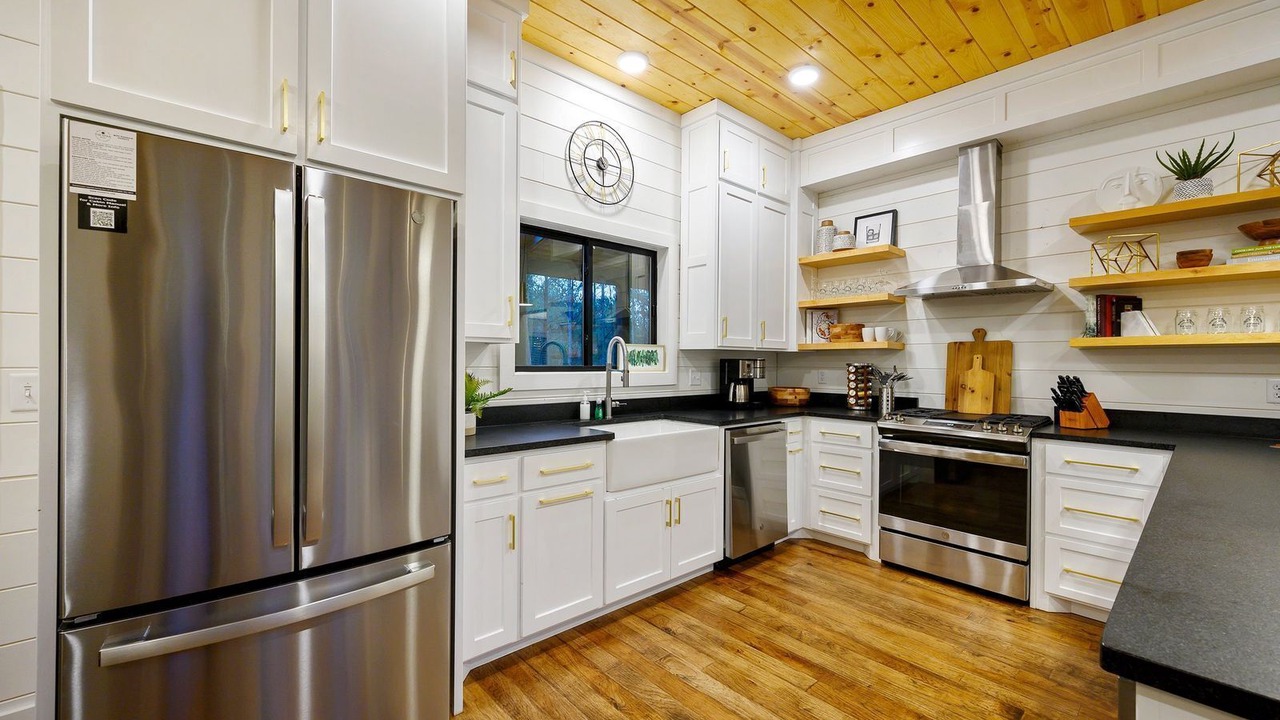 Photo of Kitchen in Hochatown