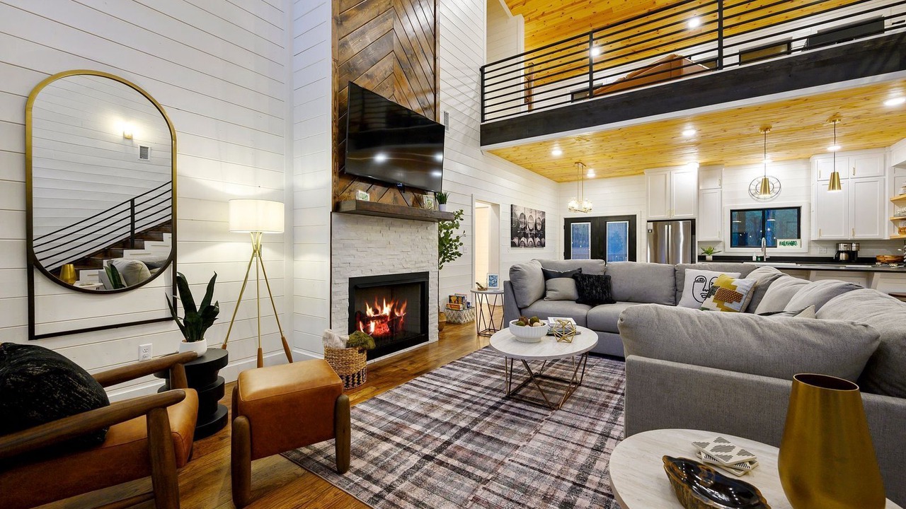 Photo of Livingroom in Hochatown