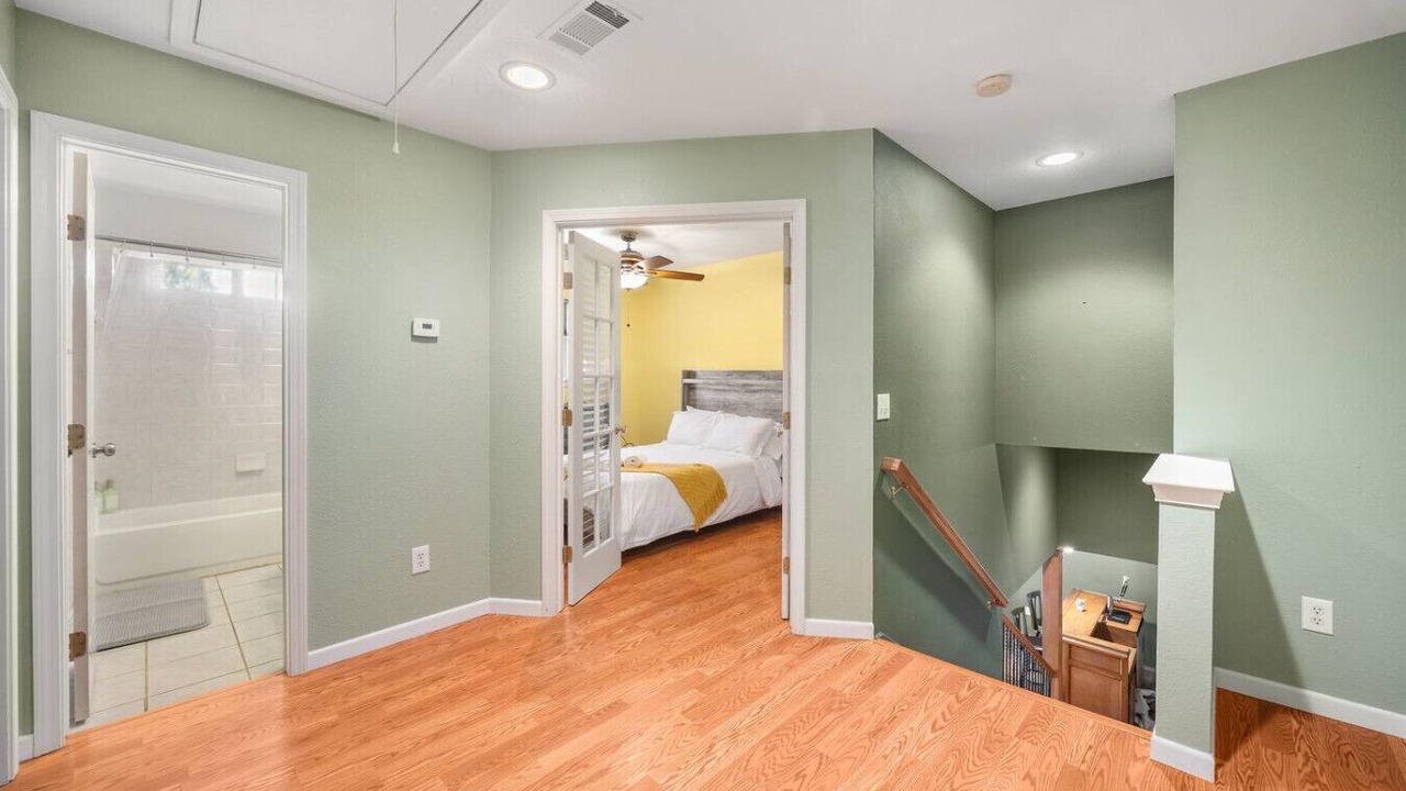 Photo of Bedroom in Allen