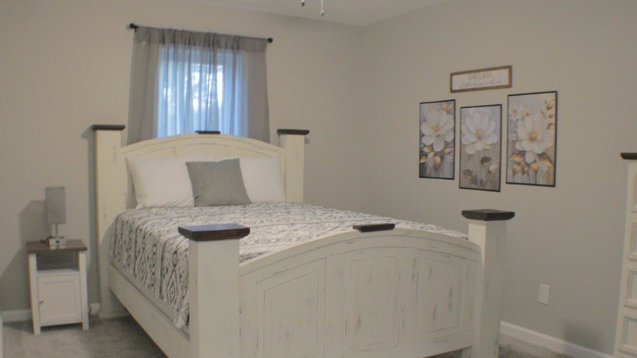 Photo of Bedroom in Overland Park