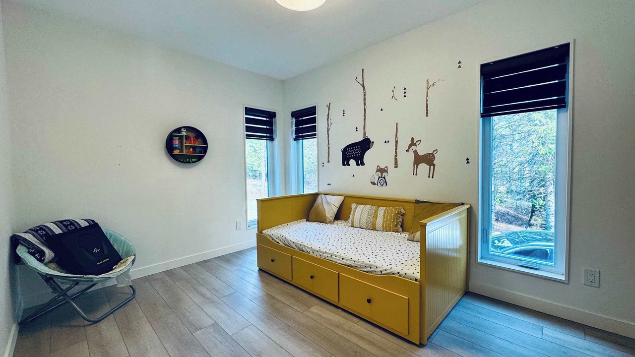 Photo of Bedroom in Blue Sea