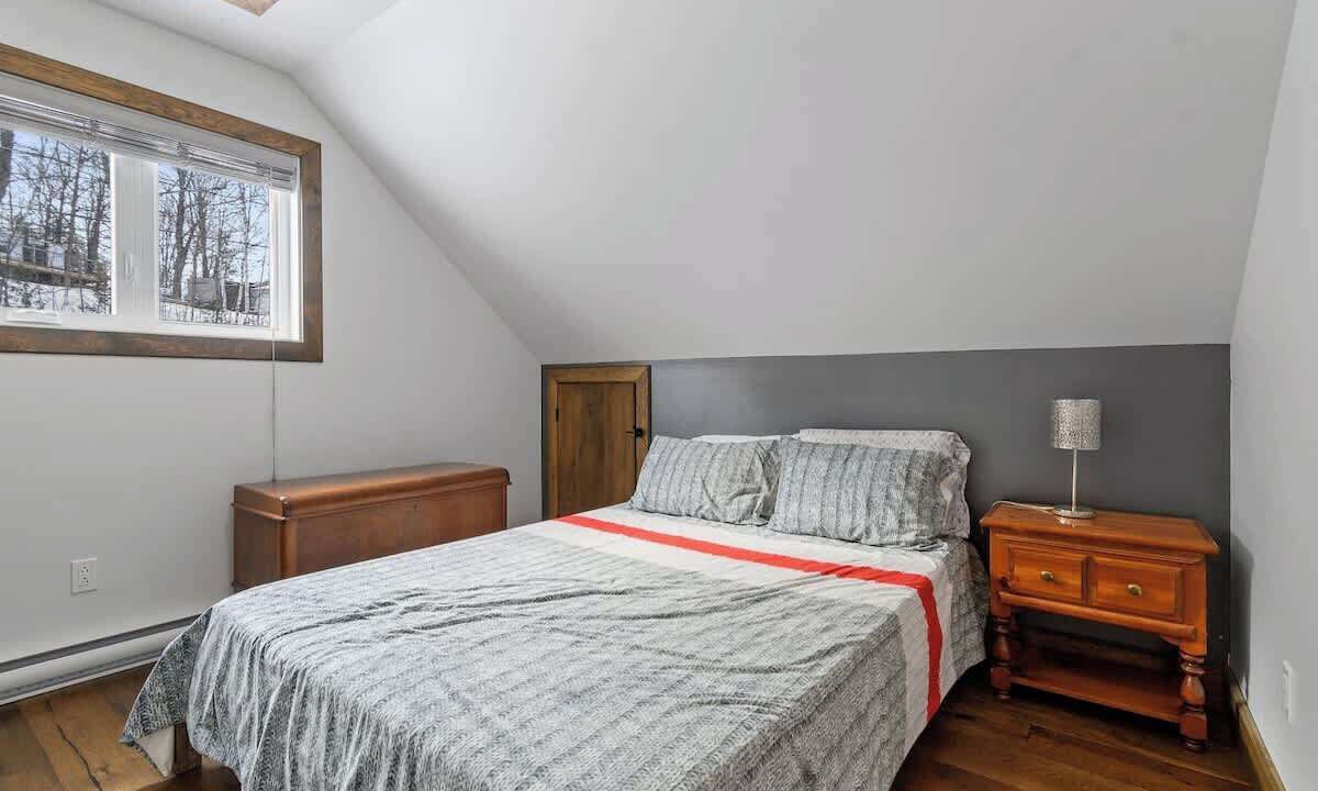 Photo of Bedroom in Notre-Dame-de-la-Salette