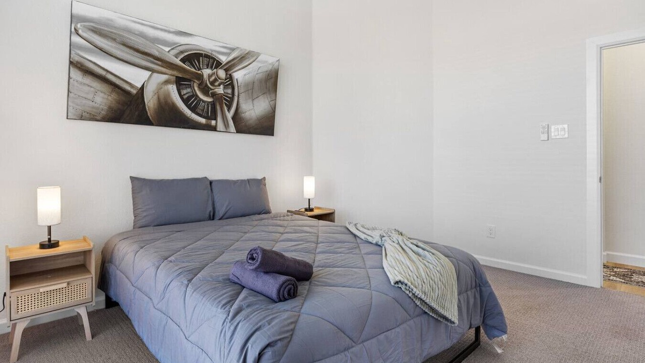 Photo of Bedroom in Allen
