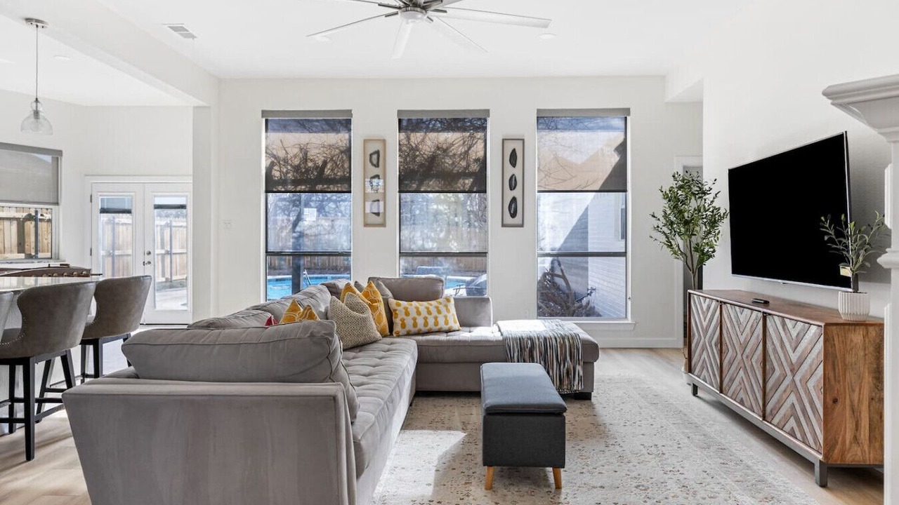 Photo of Livingroom in Allen