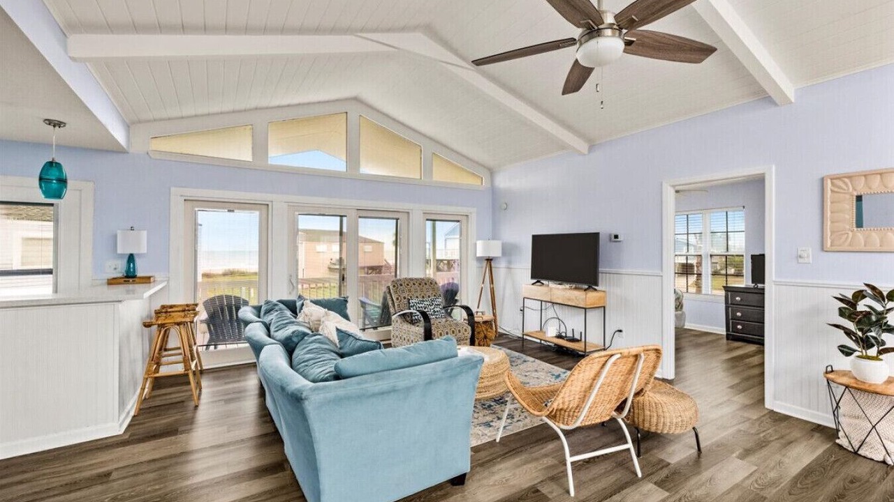 Photo of Bedroom in Jamaica Beach