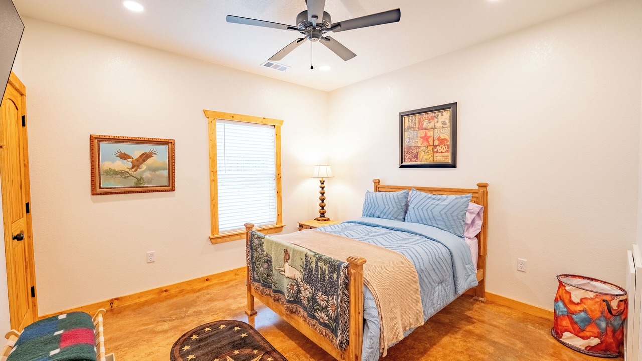 Photo of Bedroom in Ferndale