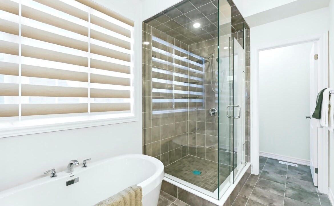 Photo of Bathroom in Carrying Place