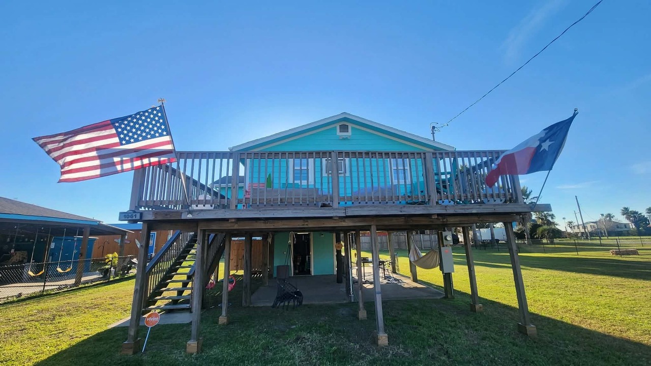 Photo of Outdoor in Crystal Beach