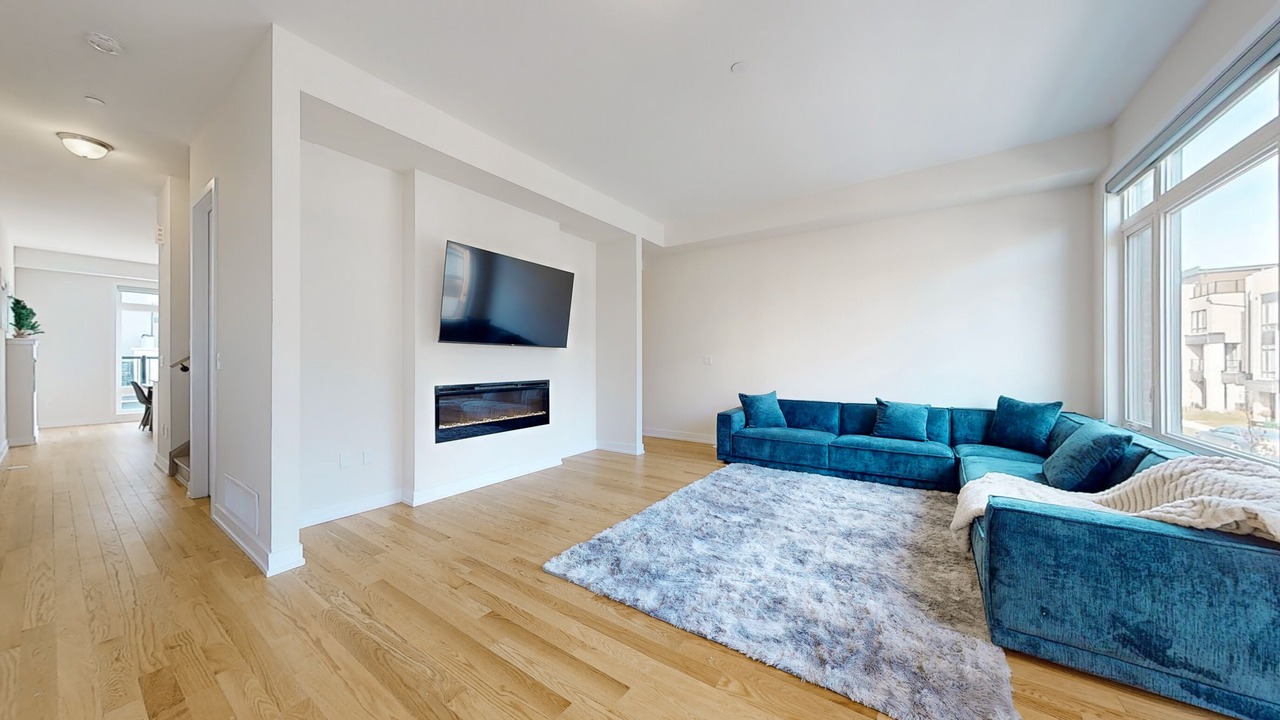 Photo of Livingroom in Richmond Hill