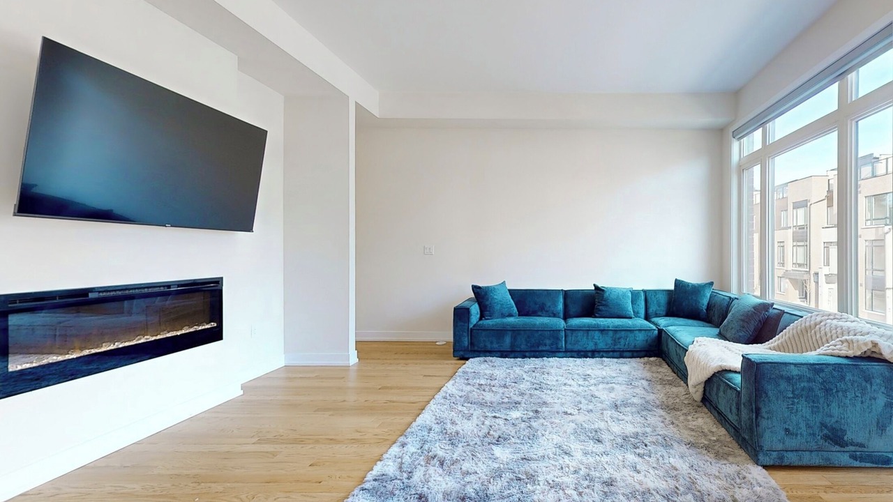 Photo of Livingroom in Richmond Hill