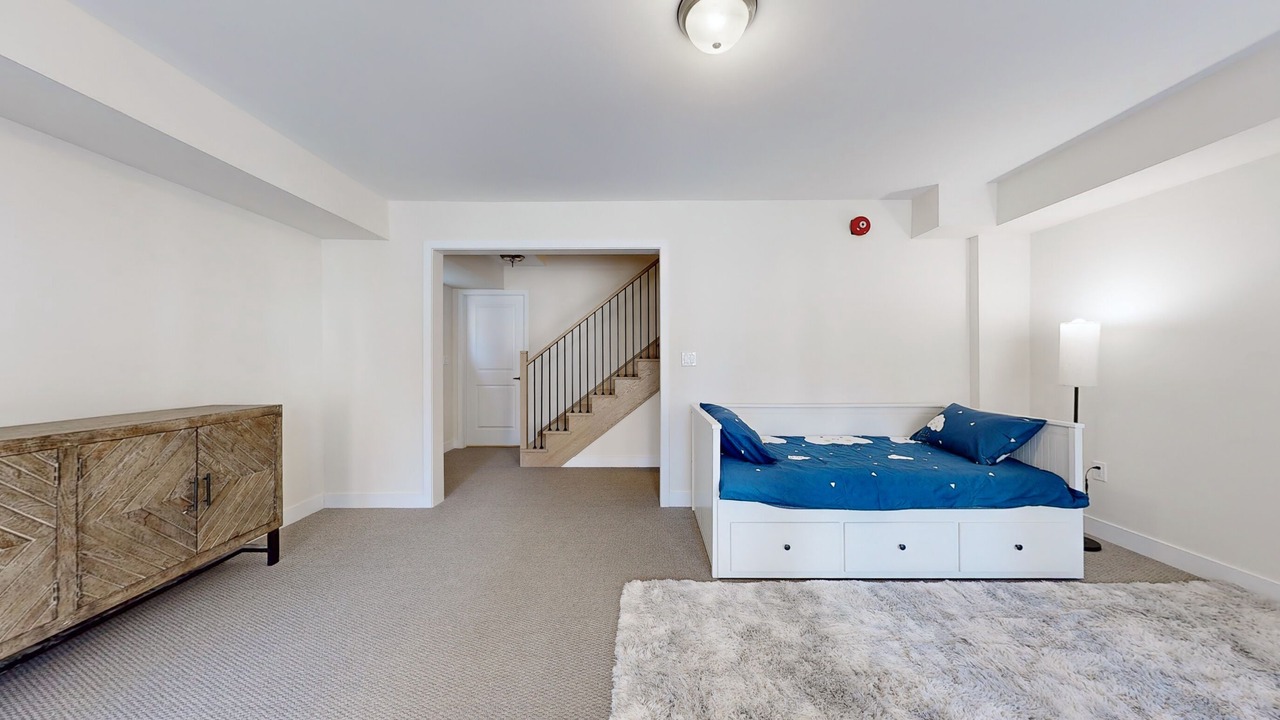 Photo of Bedroom in Richmond Hill