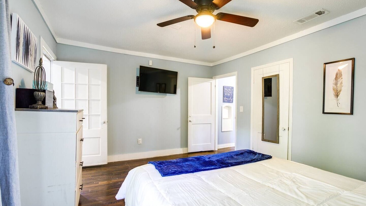 Photo of Bedroom in Clarksdale
