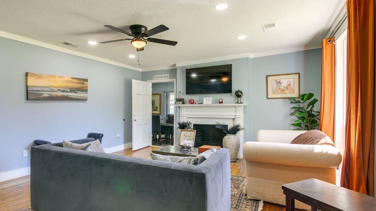 Photo of Livingroom in Clarksdale