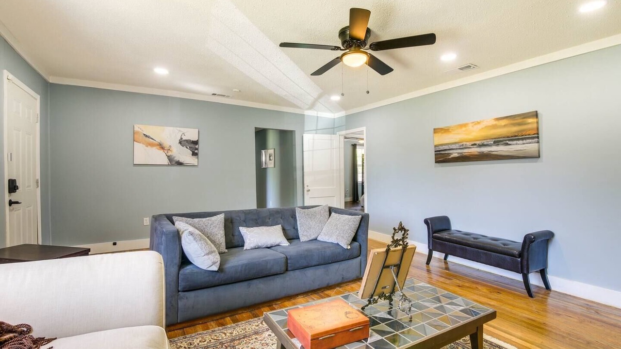 Photo of Livingroom in Clarksdale