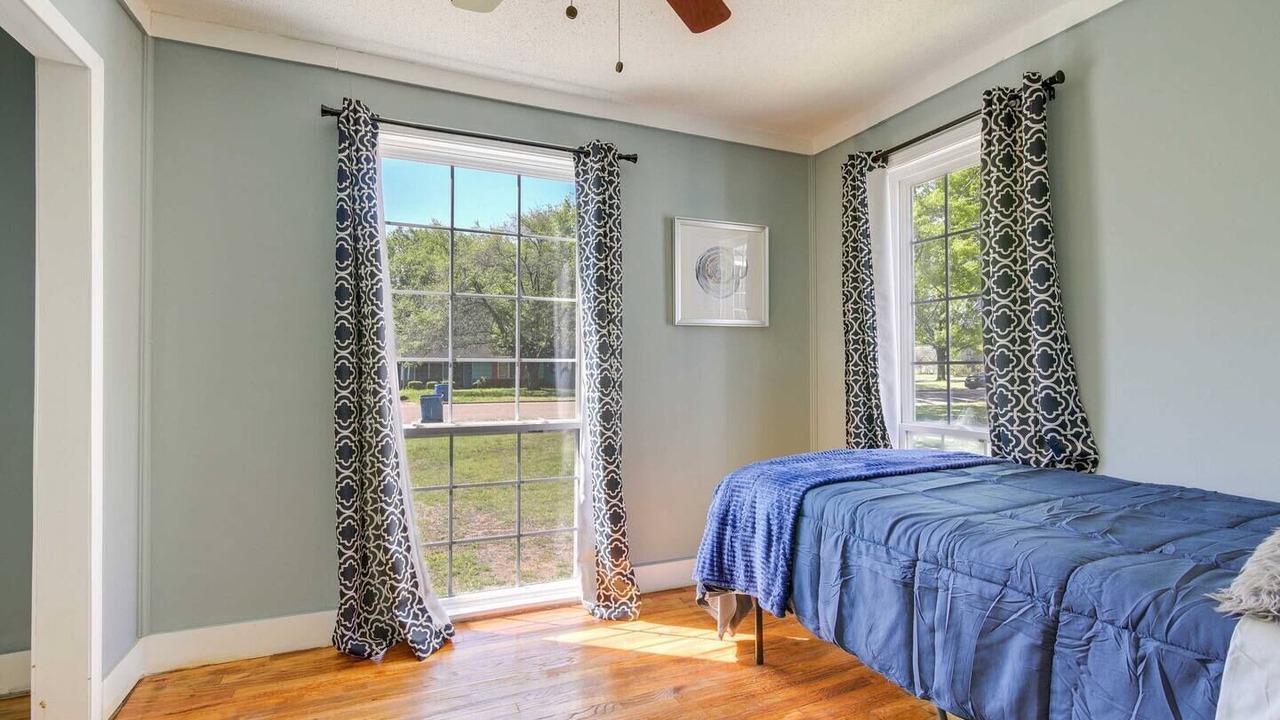 Photo of Bedroom in Clarksdale