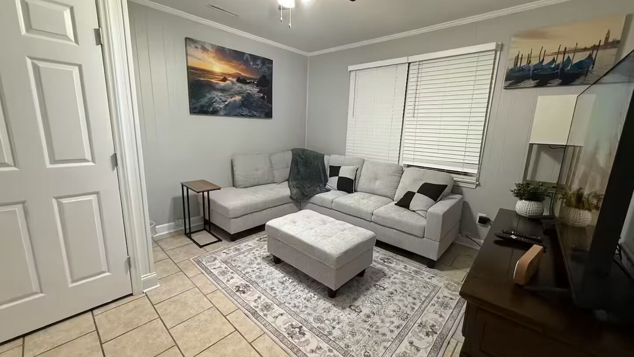 Photo of Livingroom in Winston - Salem