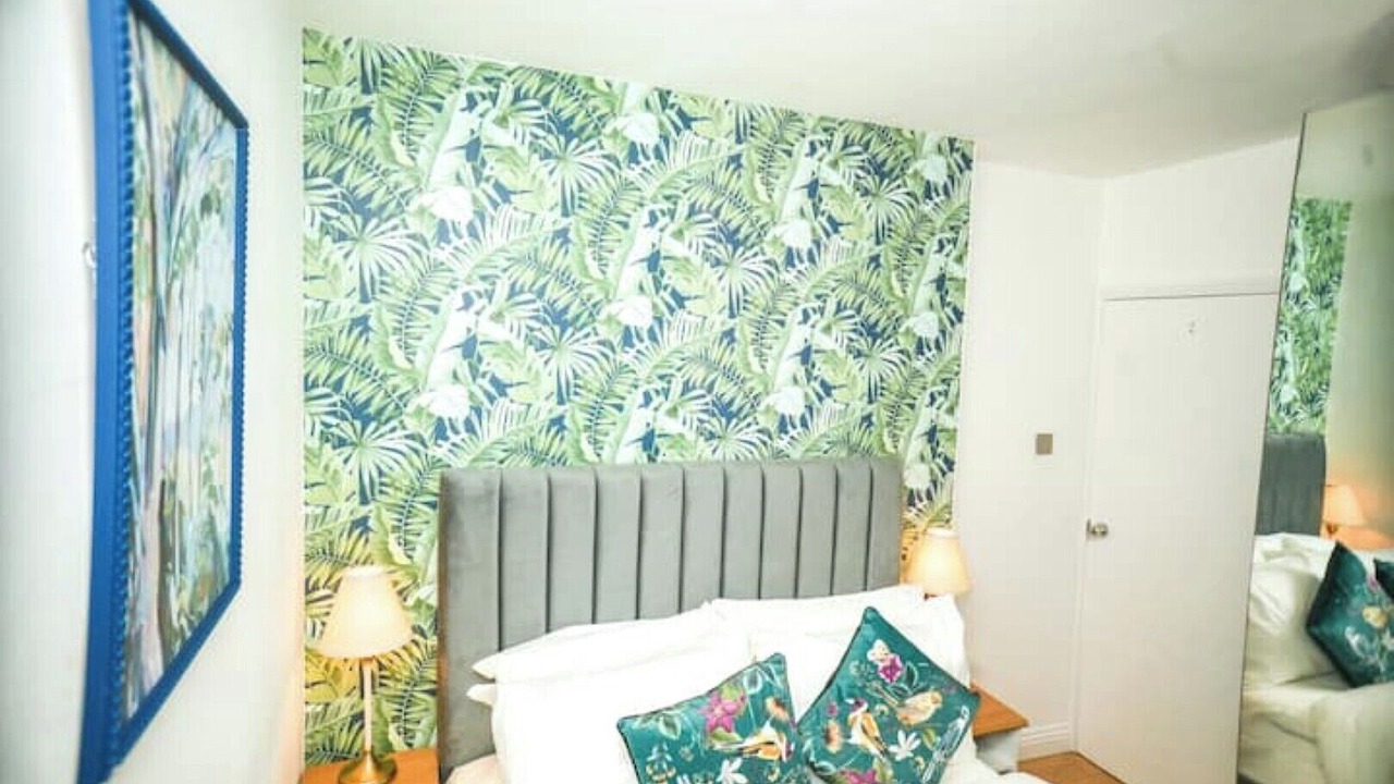 Photo of Bedroom in Langley Marish