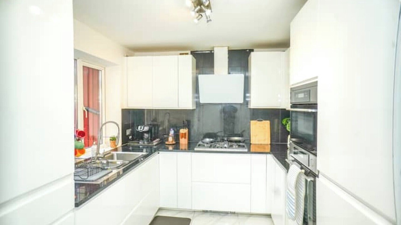 Photo of Kitchen in Langley Marish