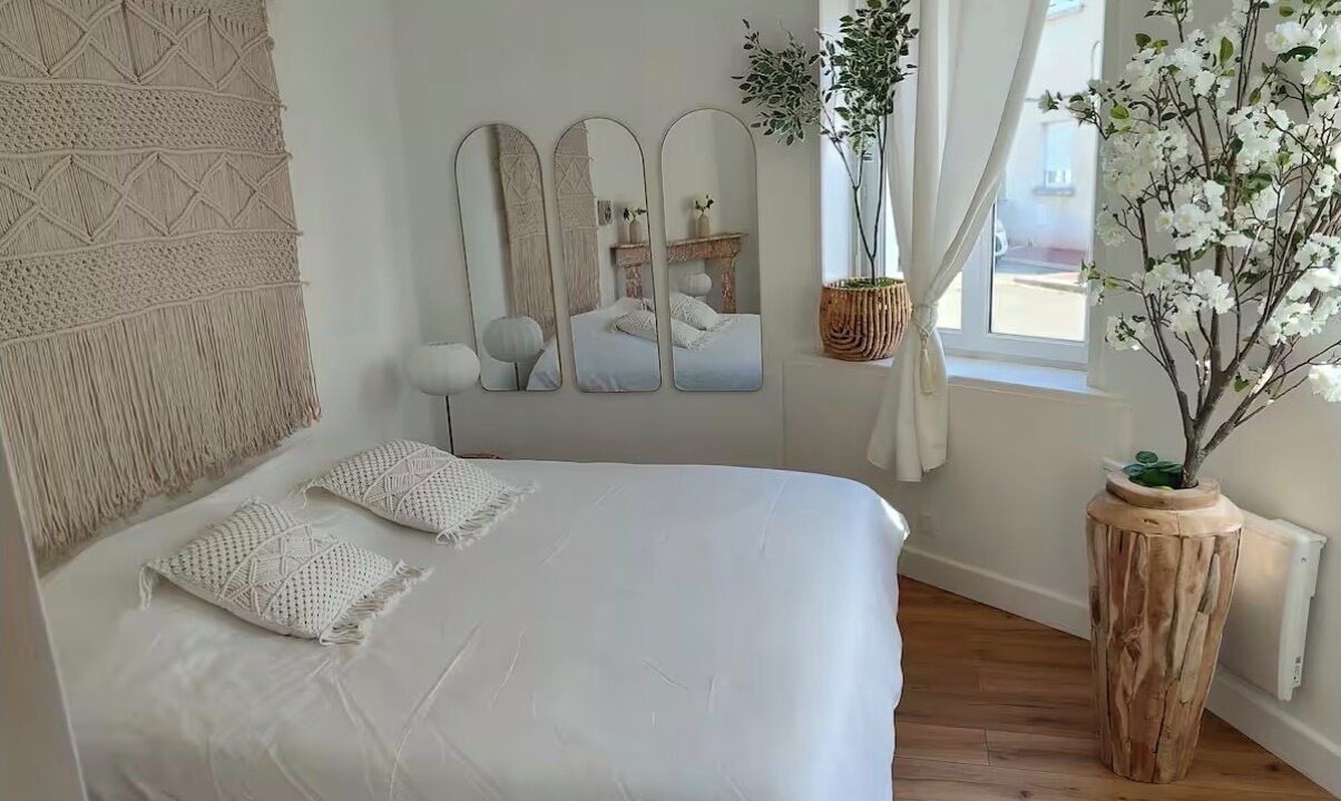 Photo of Bedroom in Calais