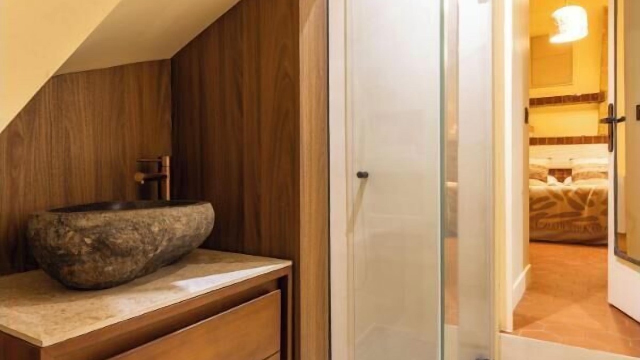 Photo of Bathroom in Quartier Sainte-Avoye