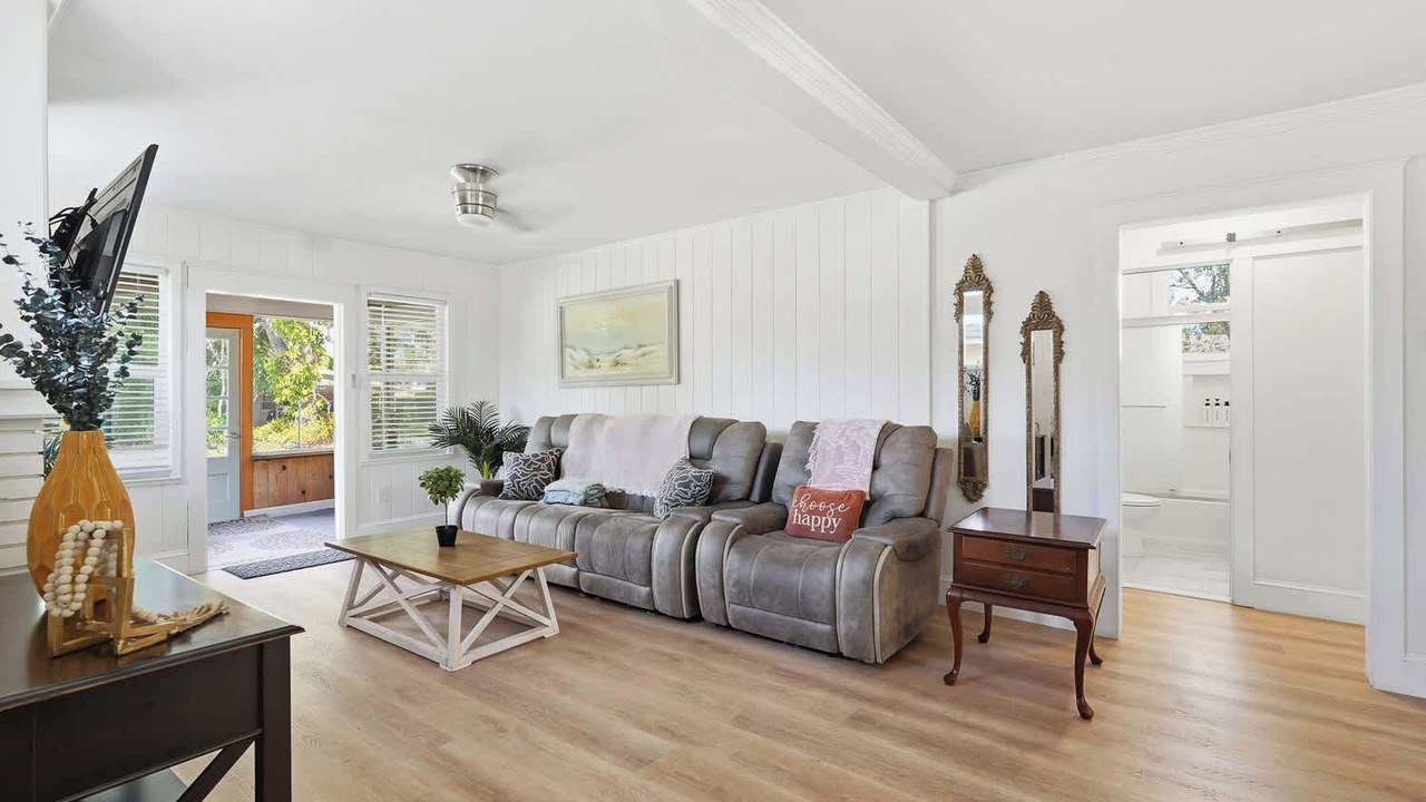 Photo of Livingroom in Arlington Park