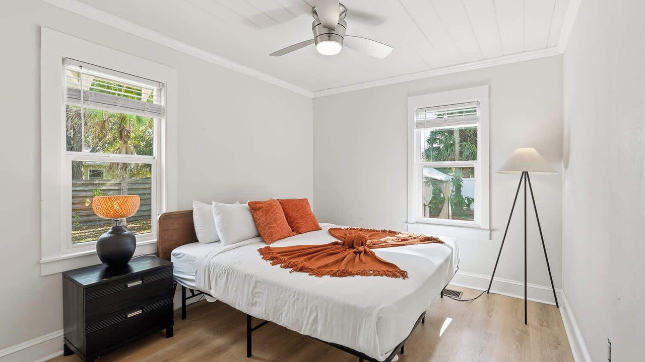 Photo of Bedroom in Arlington Park