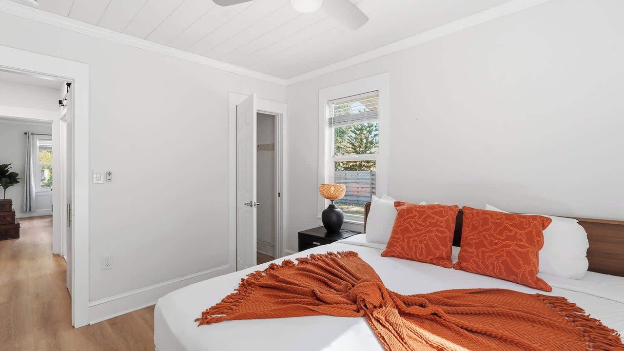 Photo of Bedroom in Arlington Park