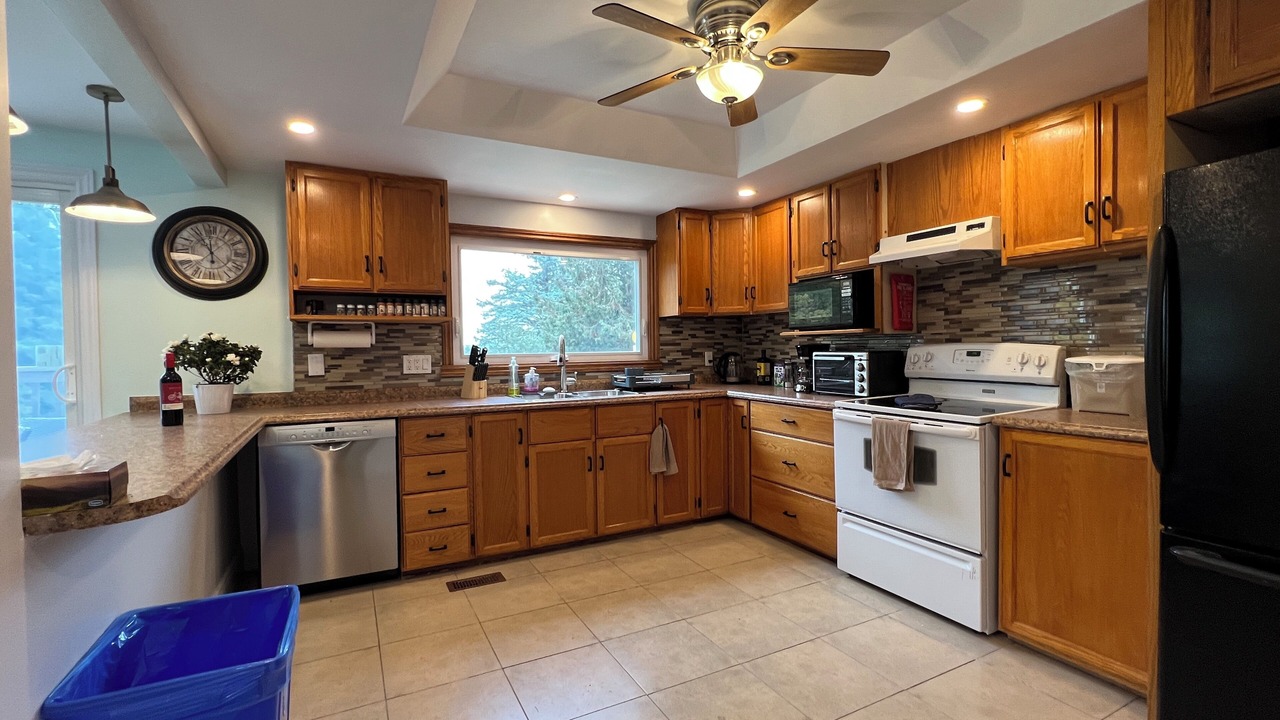 Photo of Kitchen in Scugog