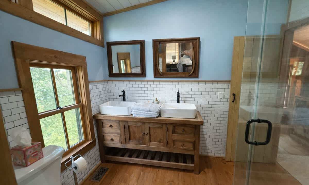 Photo of Bathroom in Rushville