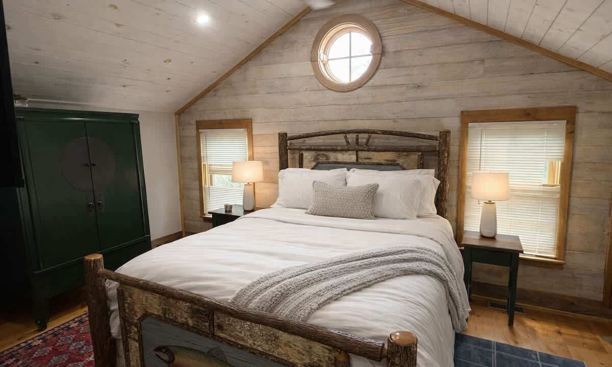 Photo of Bedroom in Rushville