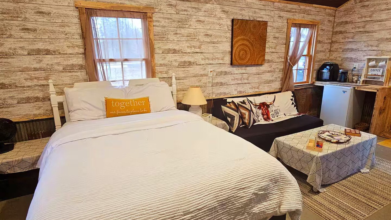 Photo of Bedroom in Weyerhaeuser