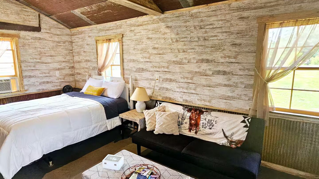 Photo of Bedroom in Weyerhaeuser