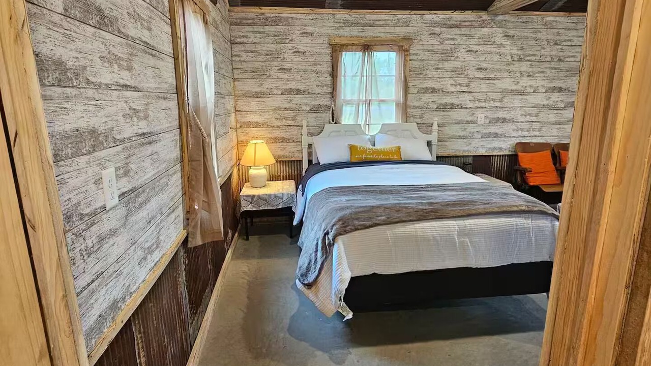 Photo of Bedroom in Weyerhaeuser