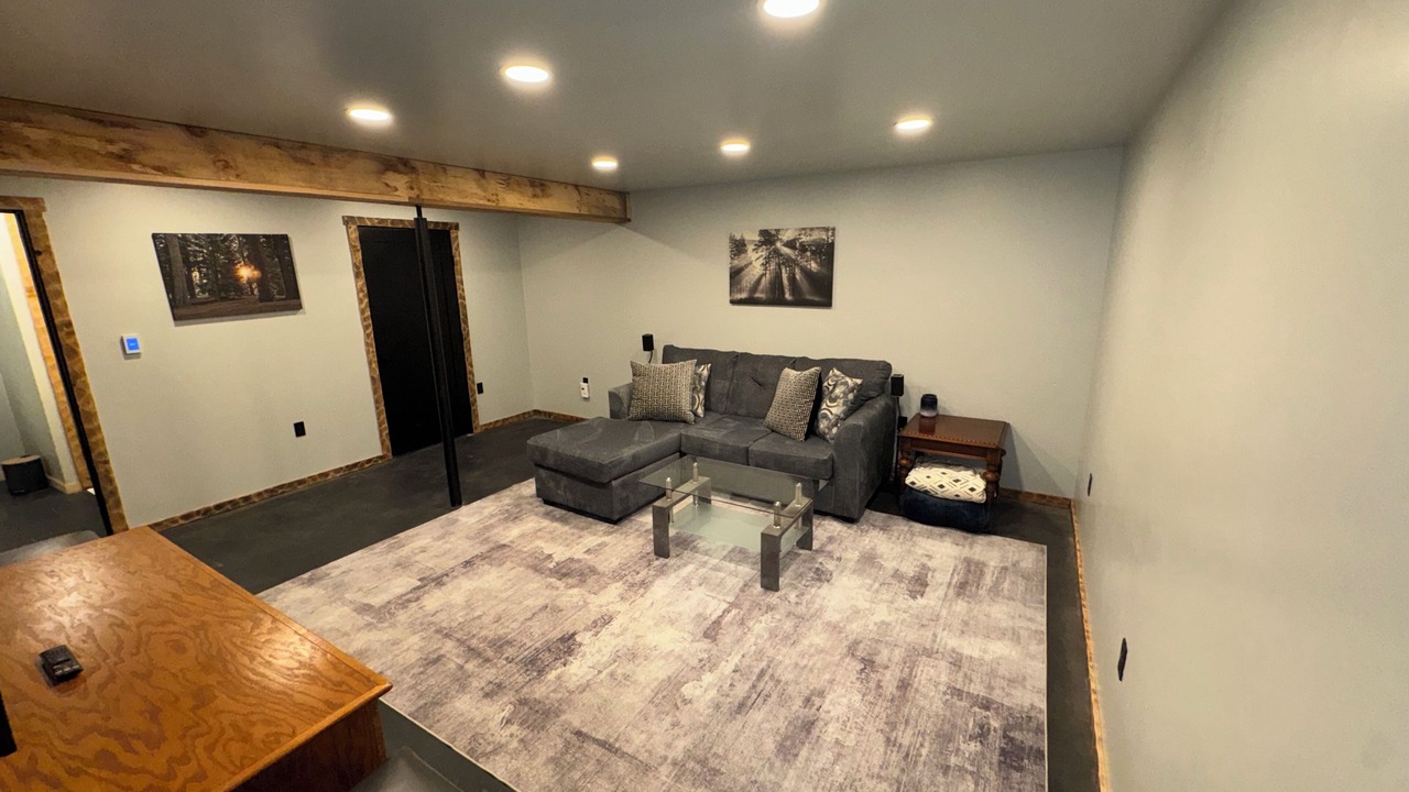 Photo of Livingroom in Front Royal